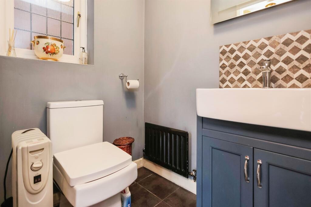 Additional property image - Macdonald Close, Tividale, OLDBURY
