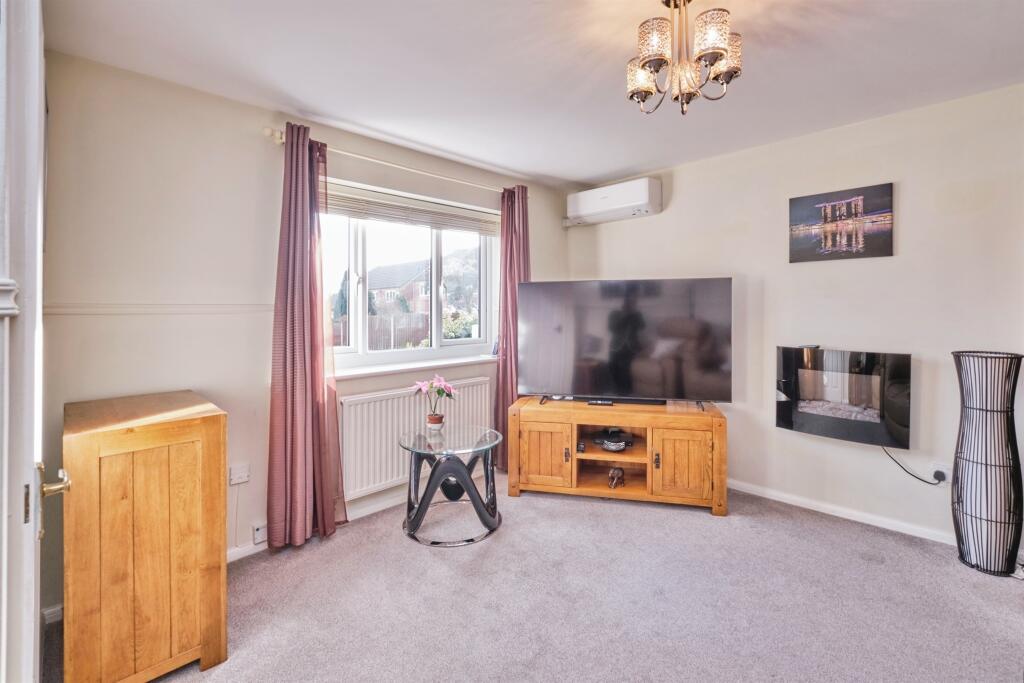 Additional property image - Bristam Close, Oldbury
