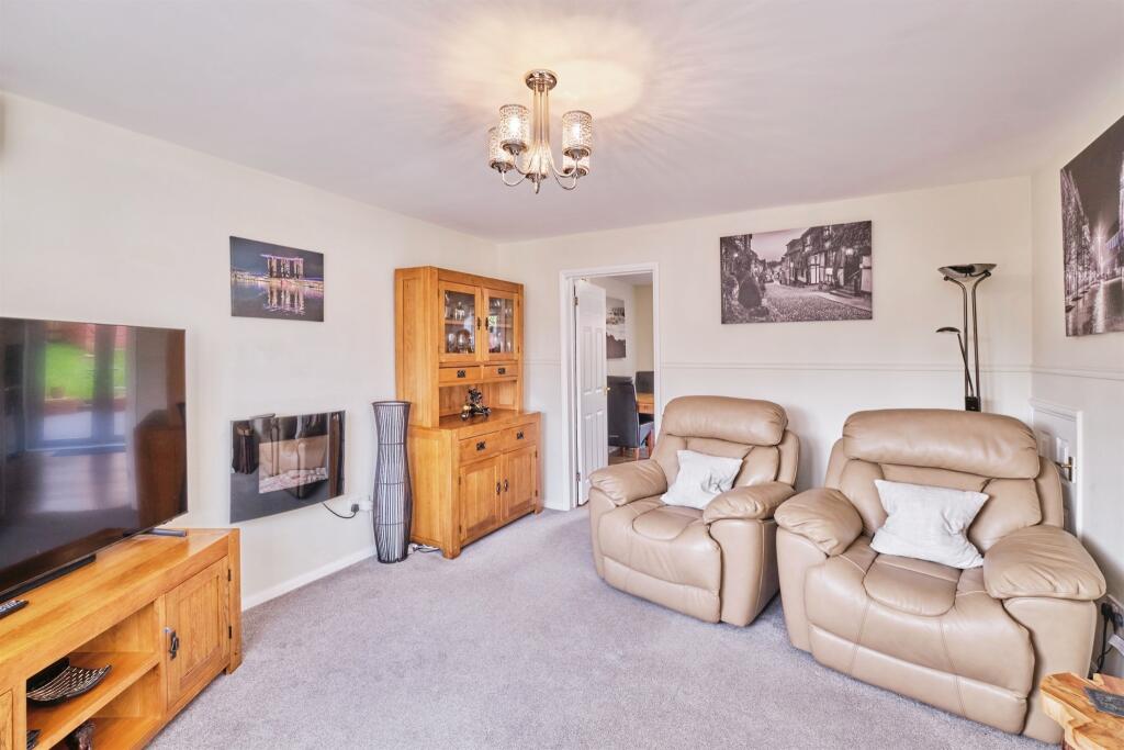 Additional property image - Bristam Close, Oldbury