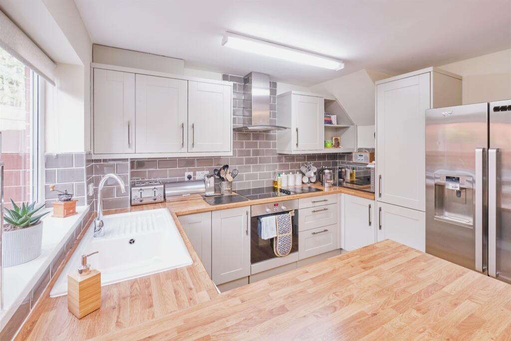 Additional property image - Bristam Close, Oldbury