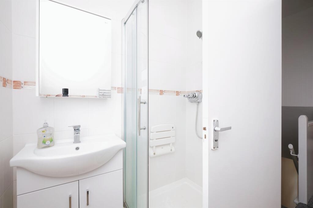 Additional property image - Warley Road, Oldbury