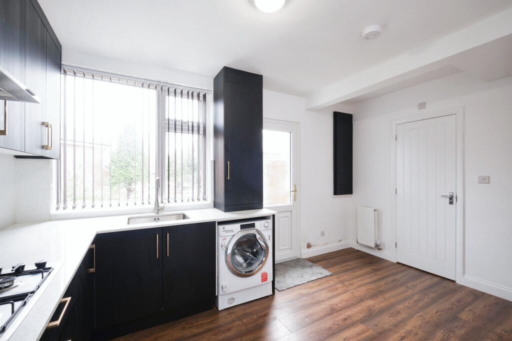 Additional property image - Warley Road, Oldbury