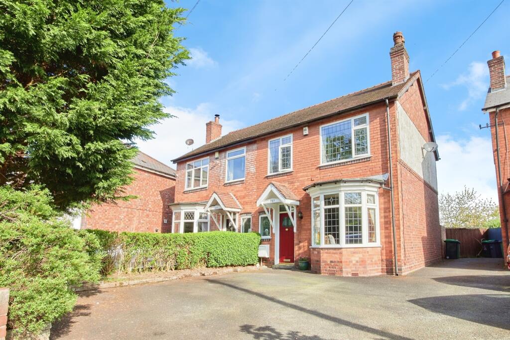 3 bedroom semidetached house for sale in Abbey Road, Smethwick, B67