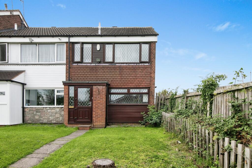3 bedroom terraced house for sale in Holloway Bank, WEST BROMWICH, B70