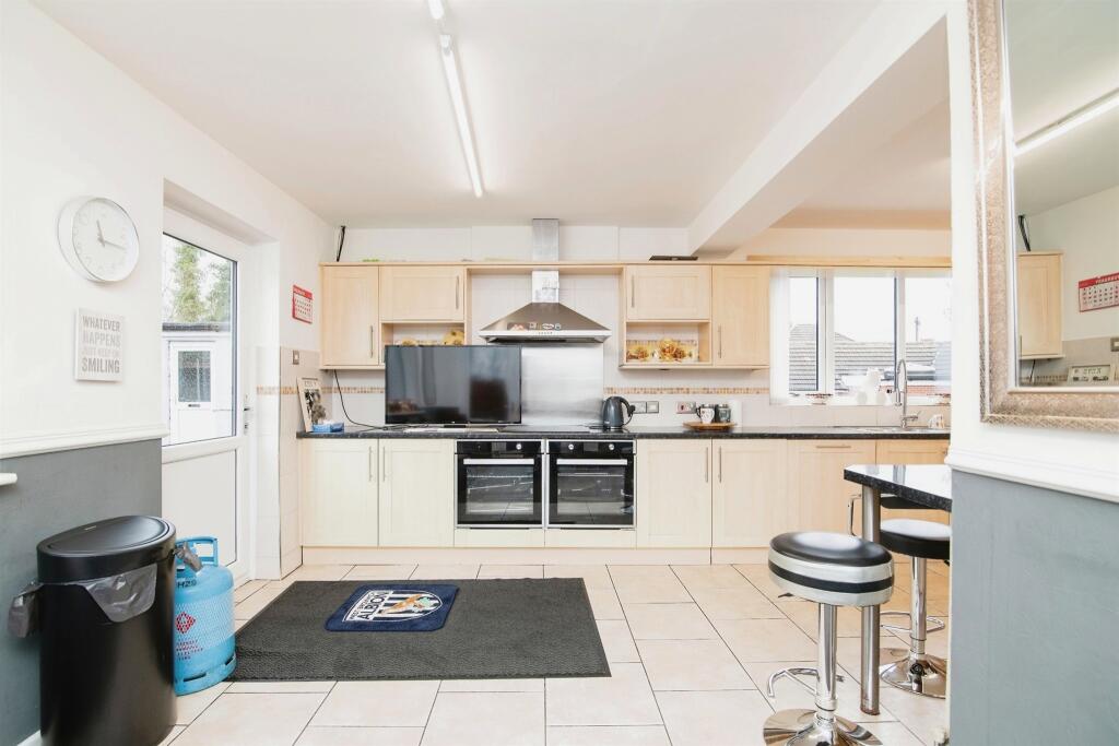Additional property image - Rydding Square, West Bromwich