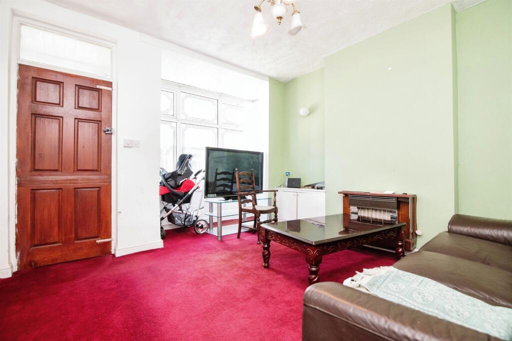 3 bedroom terraced house