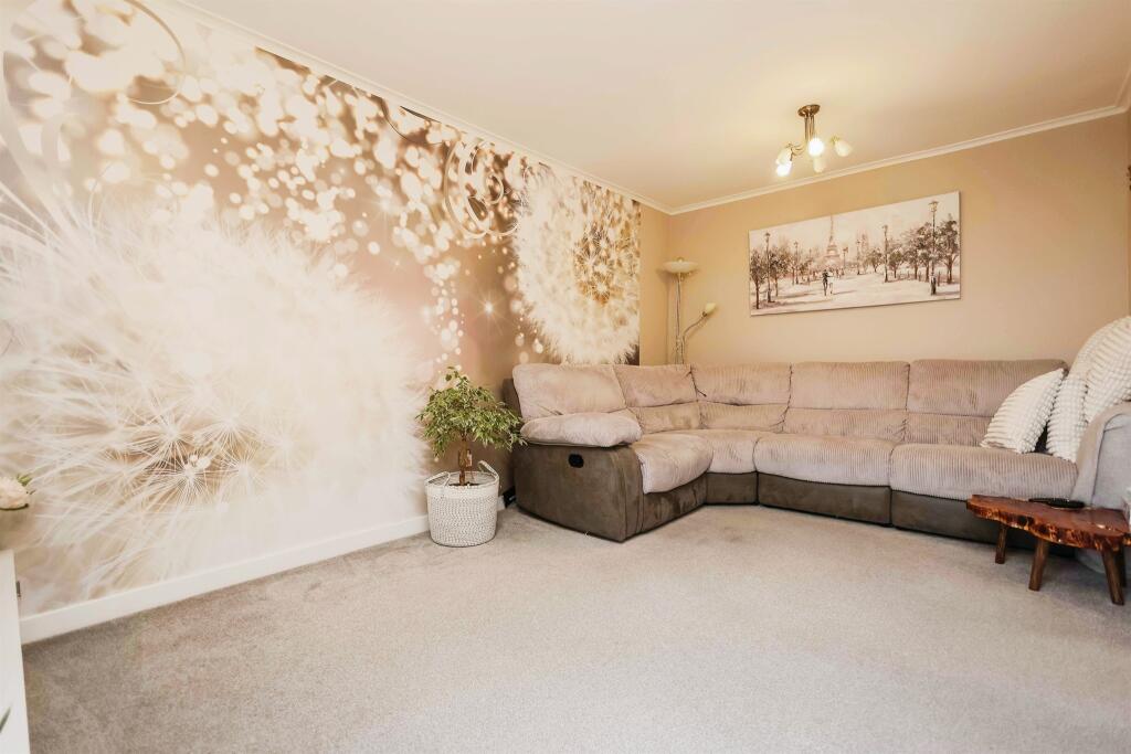 Additional property image - Middle Leasow, Quinton, Birmingham