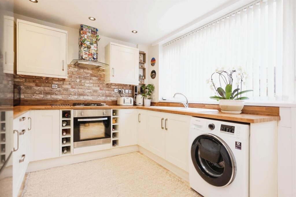 Additional property image - Middle Leasow, Quinton, Birmingham
