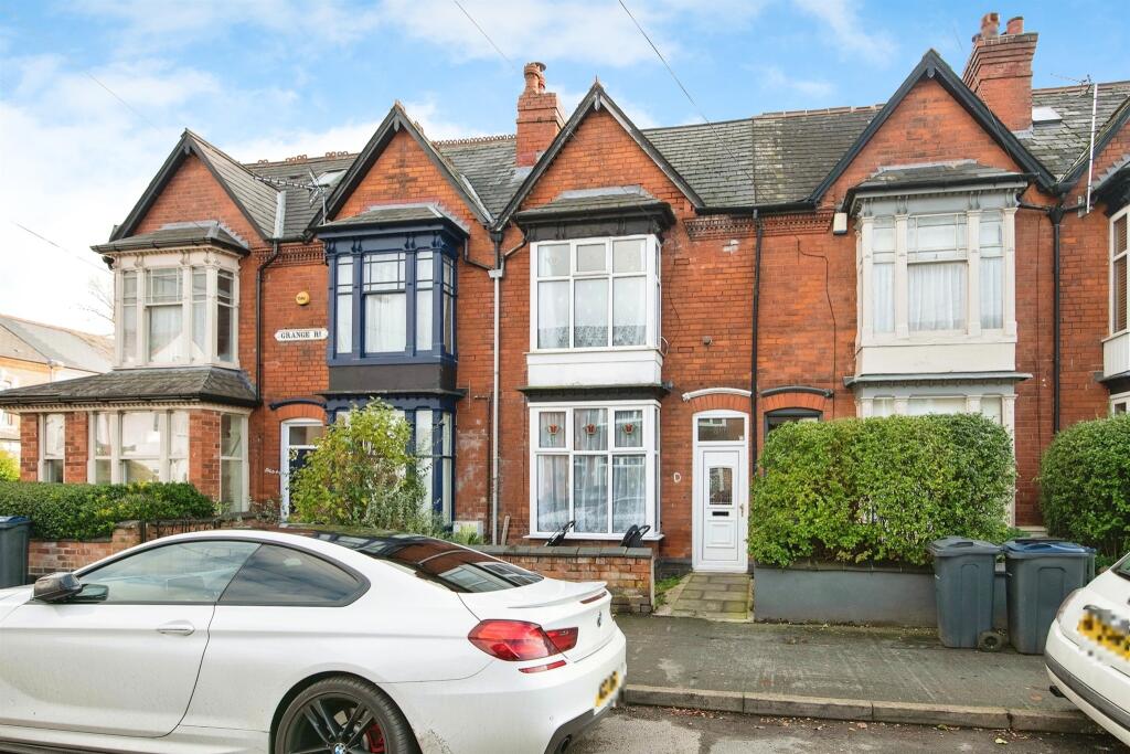 3 bedroom terraced house for sale in Grange Road, Kings Heath