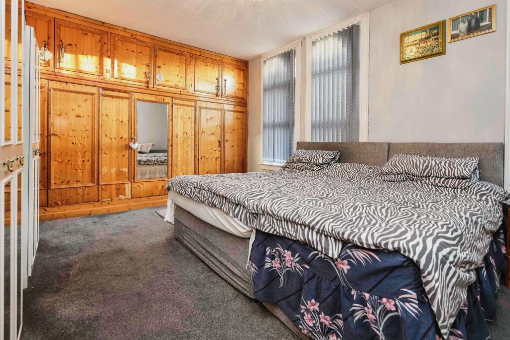Additional property image - Willows Crescent, BIRMINGHAM