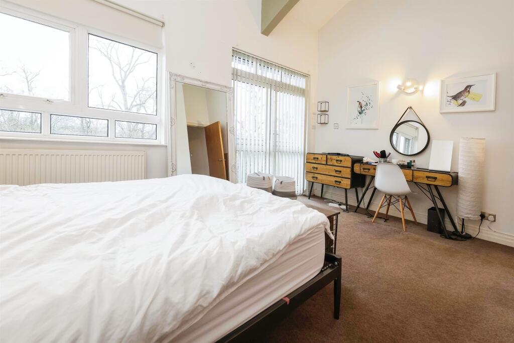 Additional property image - Yew Tree Road, Moseley, BIRMINGHAM