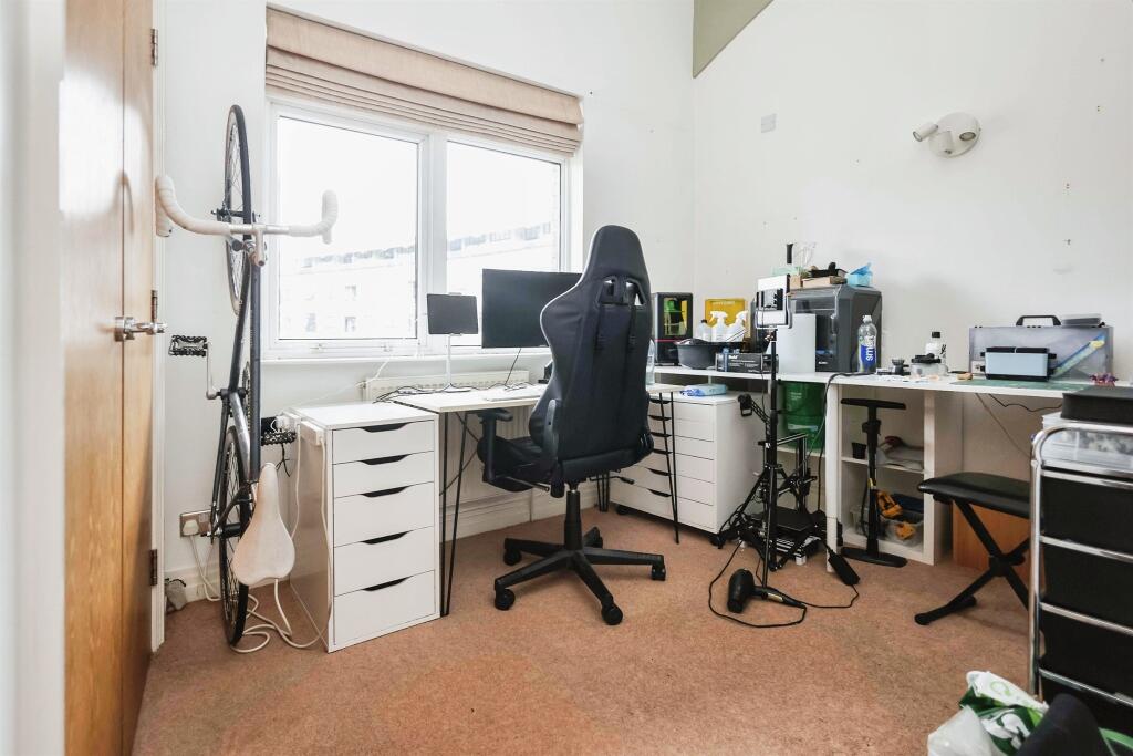 Additional property image - Yew Tree Road, Moseley, BIRMINGHAM