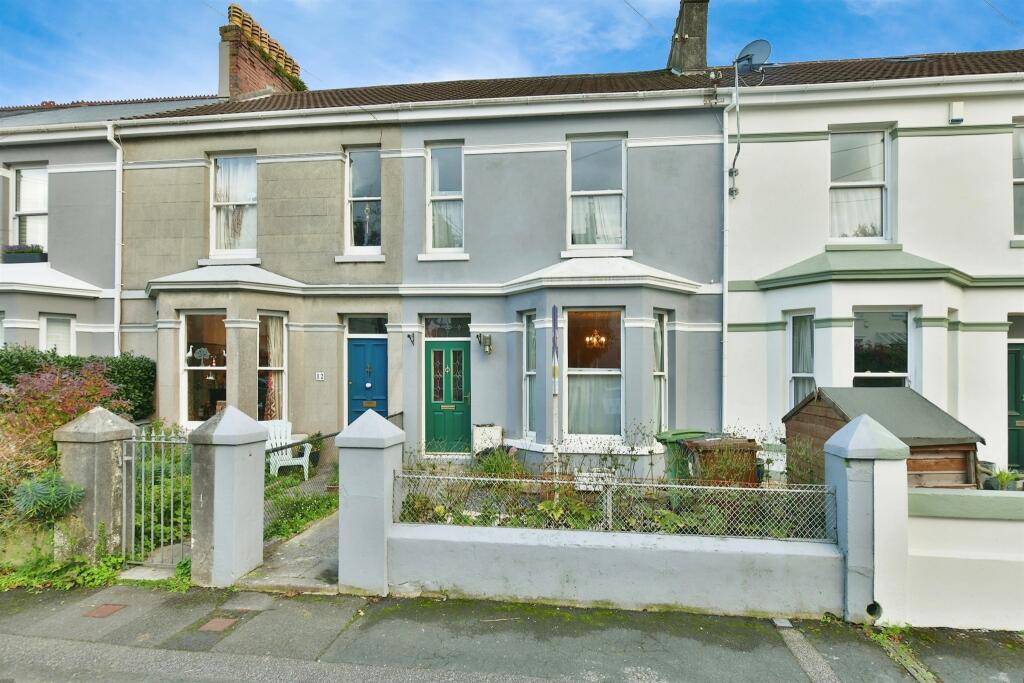 4 bedroom terraced house for sale in Fortescue Place, Plymouth, PL3