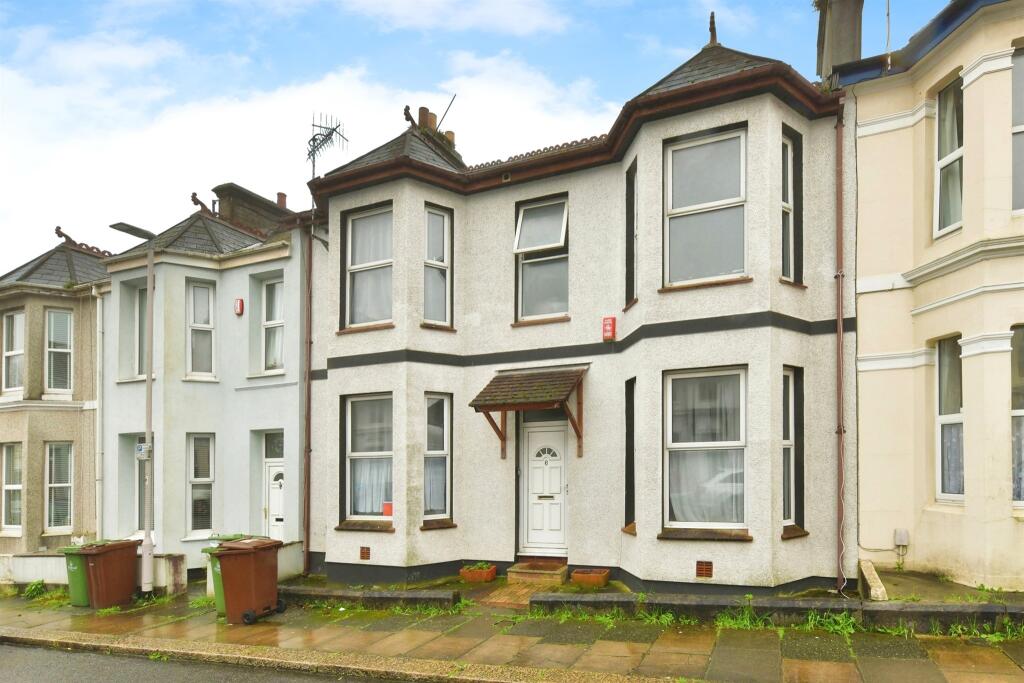 5 bedroom terraced house for sale in Knighton Road, Plymouth, PL4