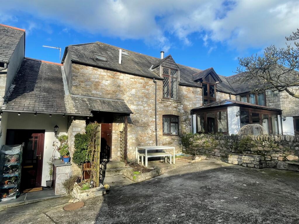 2 bedroom cottage for sale in Merafield Farm Cottages, Plymouth, PL7