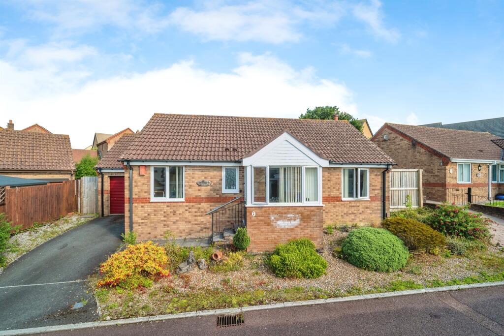 2 bedroom detached bungalow for sale in Walsingham Court, Plymouth, PL7