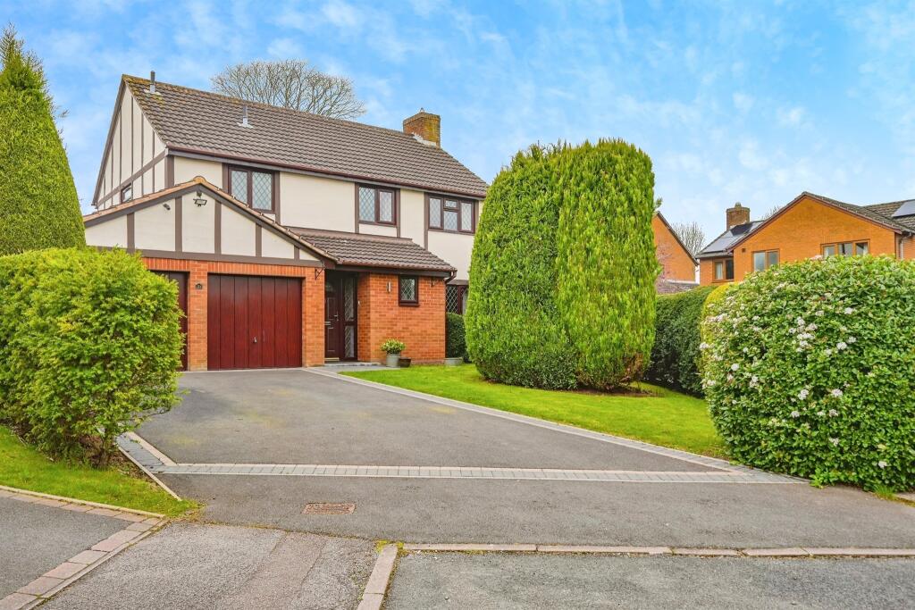 Main image of property: Grosvenor Close, Lichfield