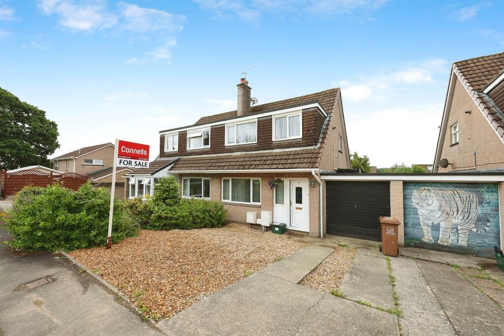 Main image of property: Fernhill Close, Ivybridge