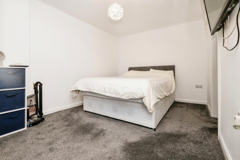 Additional property image - Tyndale Crescent, Birmingham