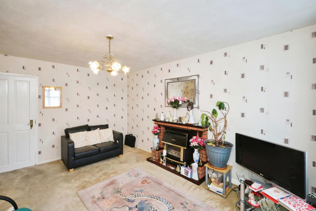 Additional property image - Walcot Drive, Birmingham