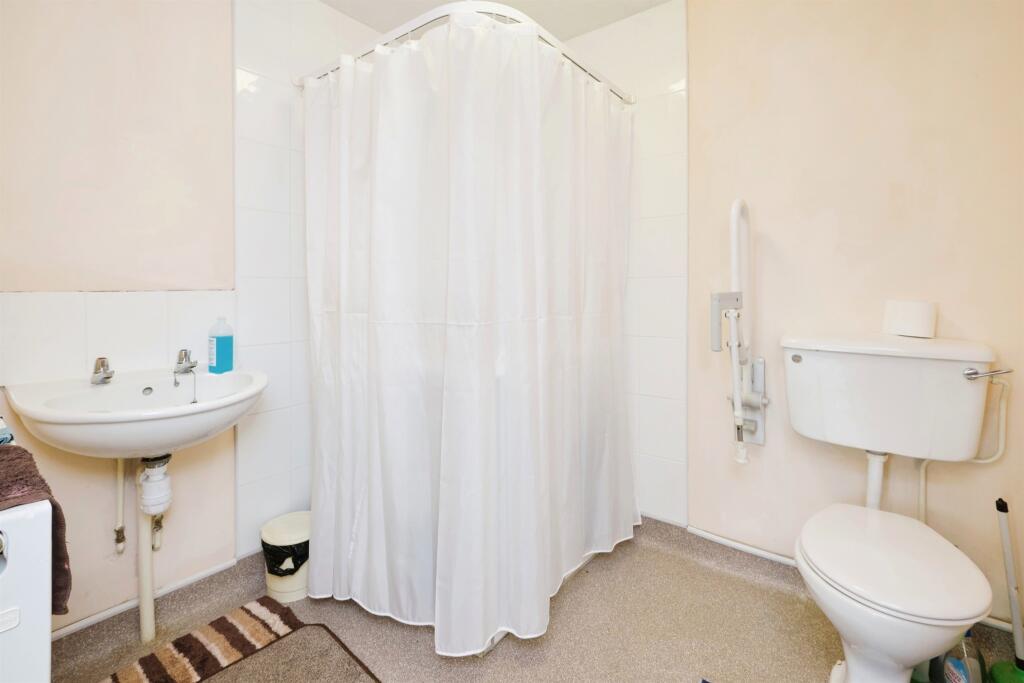Additional property image - Walcot Drive, Birmingham