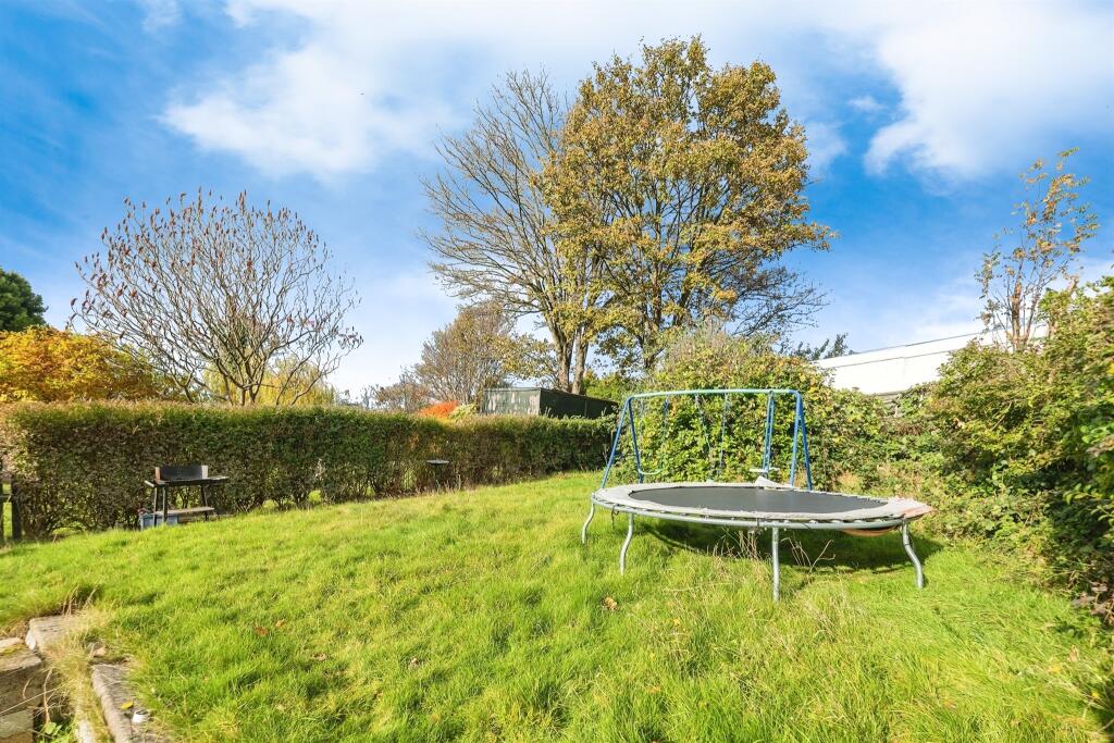 Additional property image - Hill Crest Grove, Birmingham