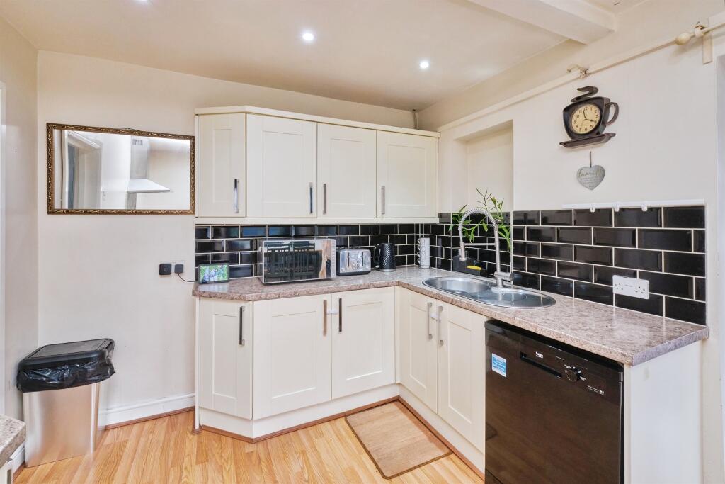 Additional property image - Wanstead Grove, Birmingham