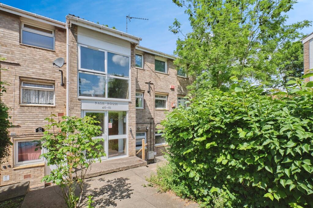 2 bedroom ground floor flat