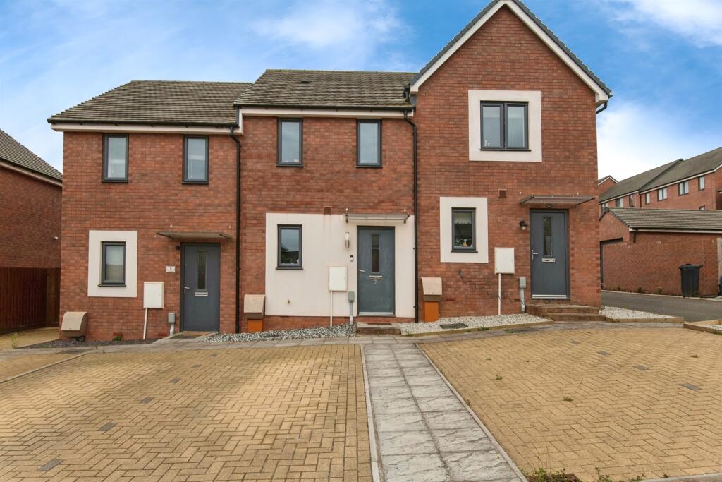 2 bedroom terraced house for sale in Murch Rise, Tithebarn, Exeter, EX1