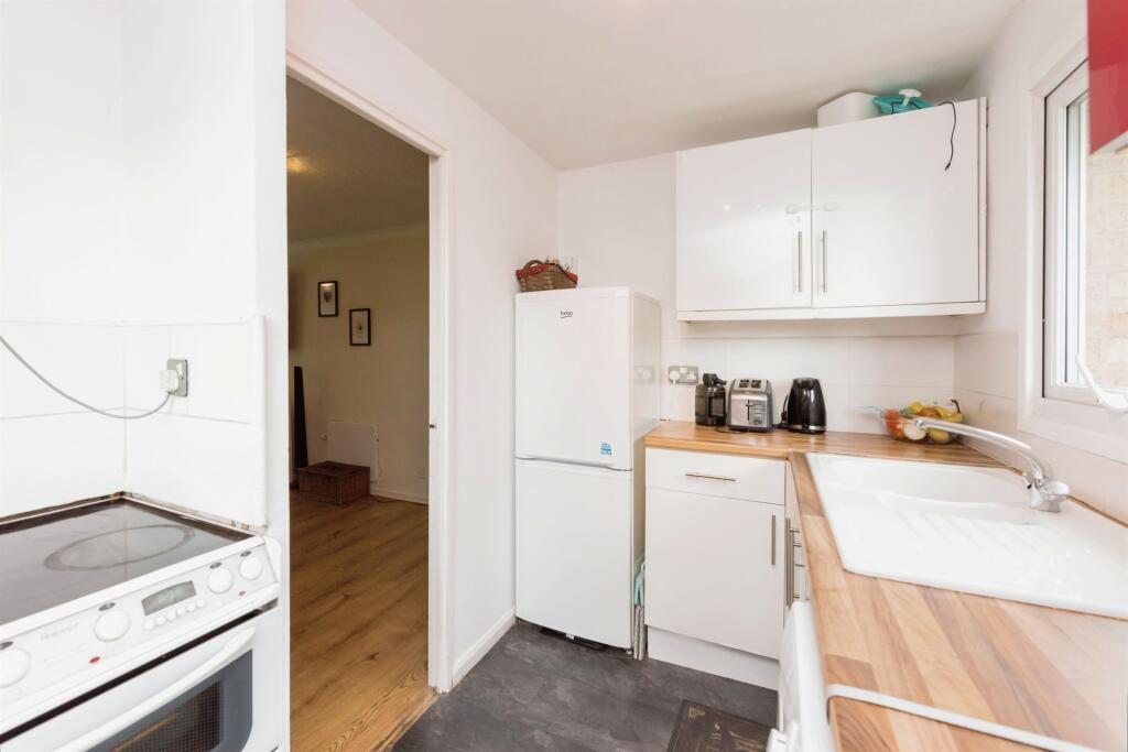 Additional property image - Pages Close, Sutton Coldfield