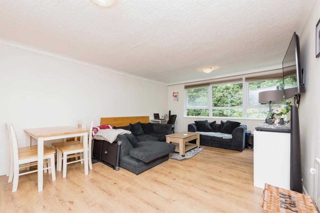 Additional property image - Pages Close, Sutton Coldfield