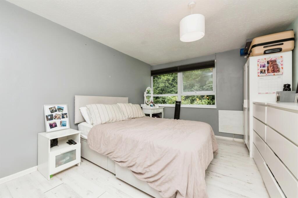 Additional property image - Pages Close, Sutton Coldfield