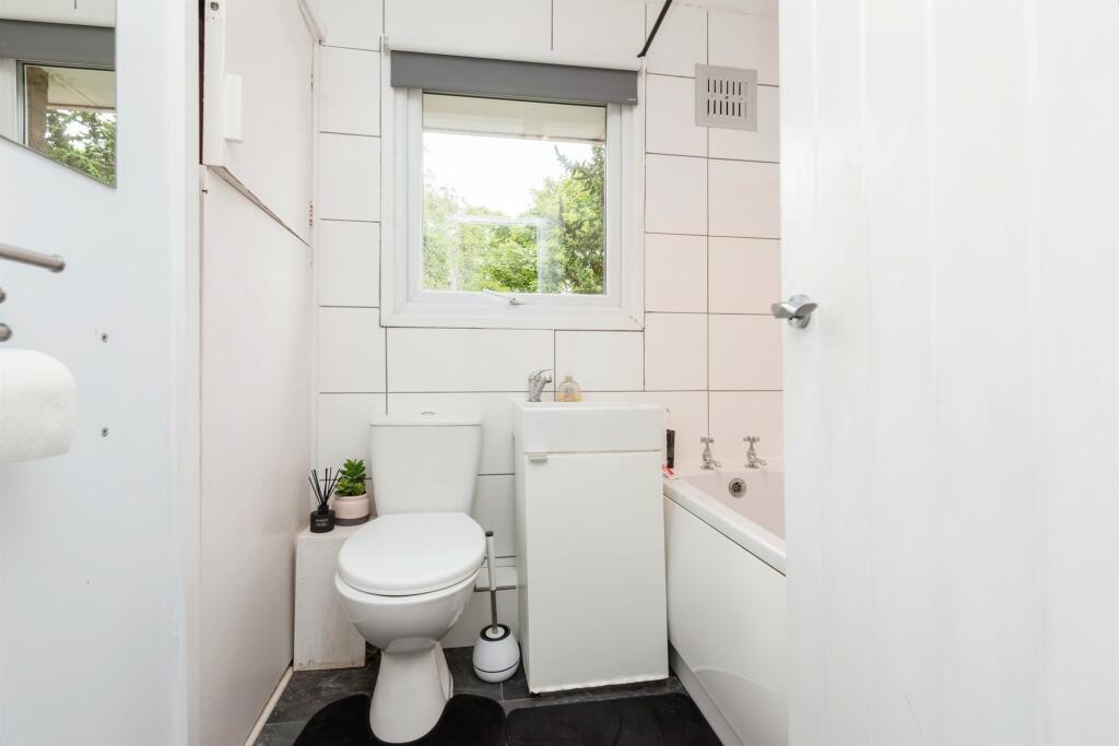 Additional property image - Pages Close, Sutton Coldfield
