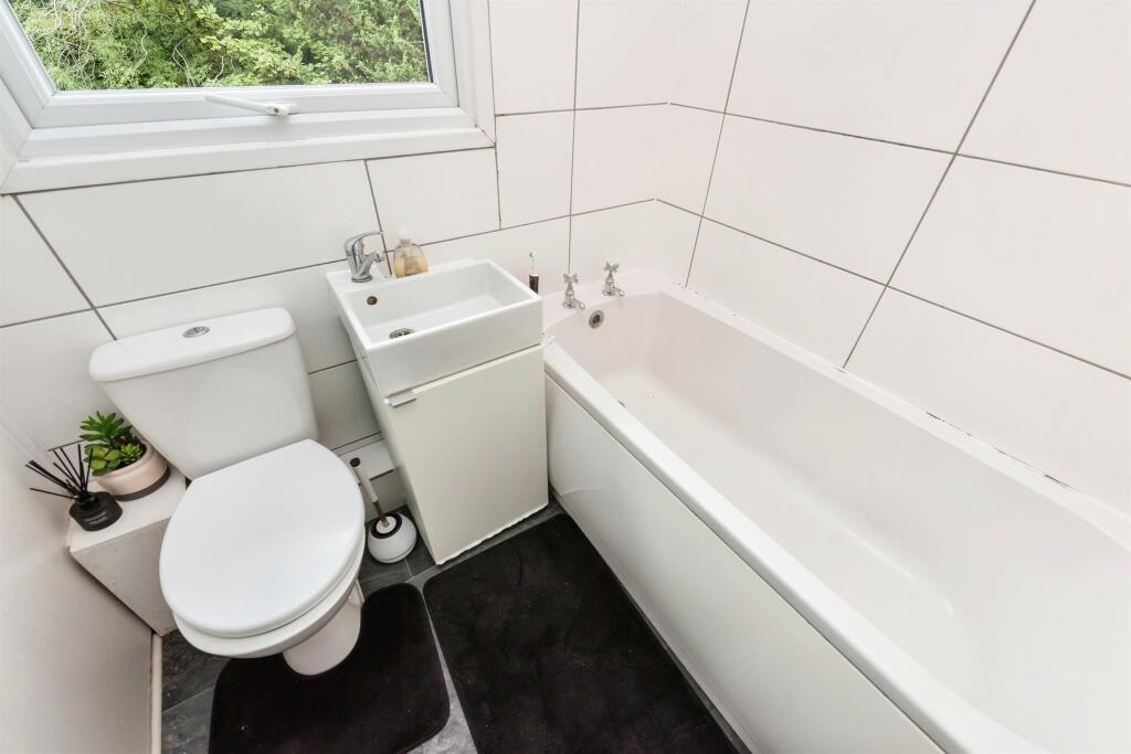 Additional property image - Pages Close, Sutton Coldfield