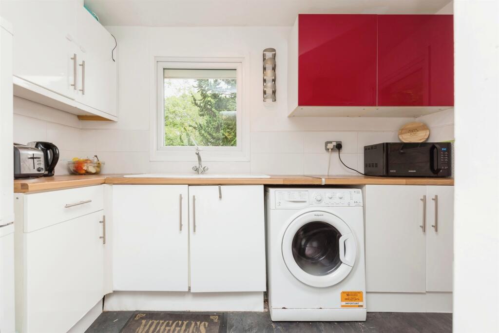 Additional property image - Pages Close, Sutton Coldfield