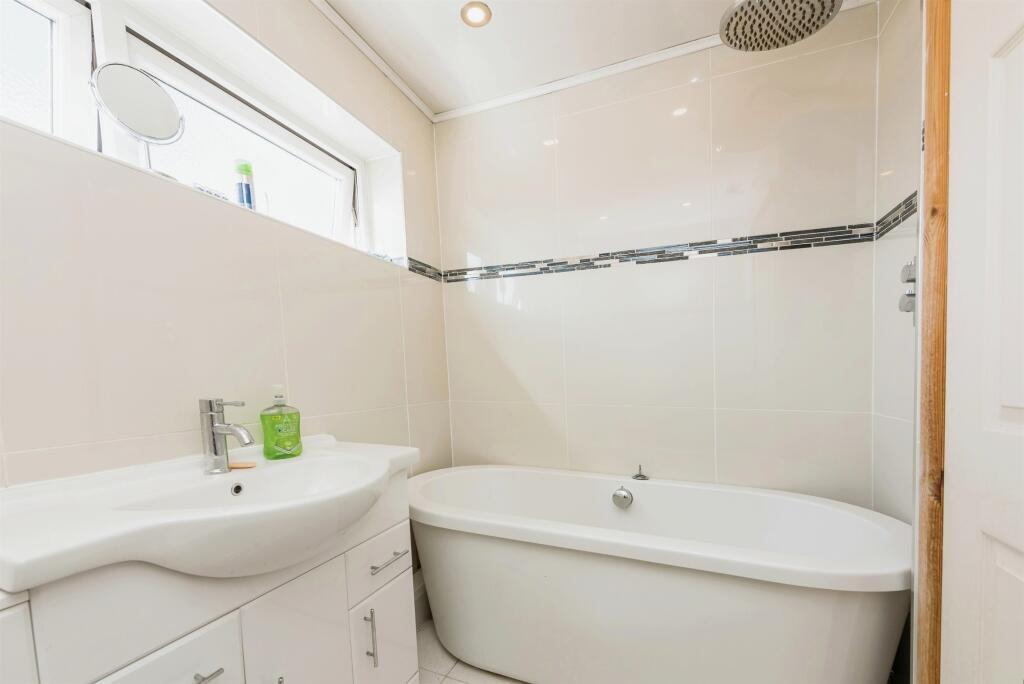 Additional property image - Auckland Drive, Birmingham