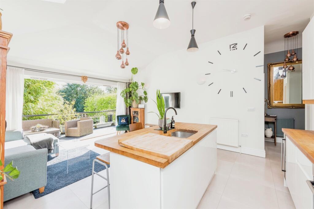 Additional property image - Coleshill Street, Sutton Coldfield