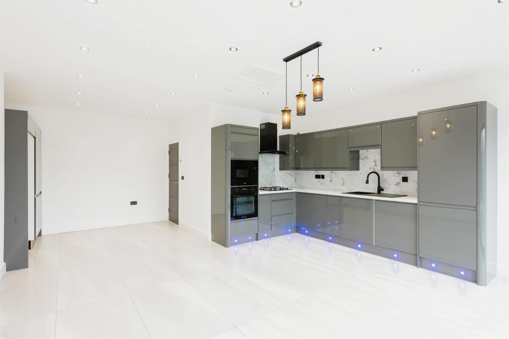 Additional property image - Woodacre Road, Birmingham