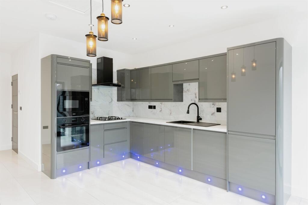 Additional property image - Woodacre Road, Birmingham