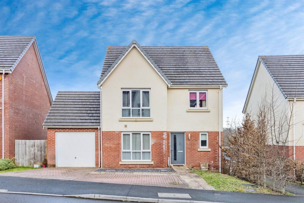 Main image of property: Saxon Way, Kingsteignton, Newton Abbot