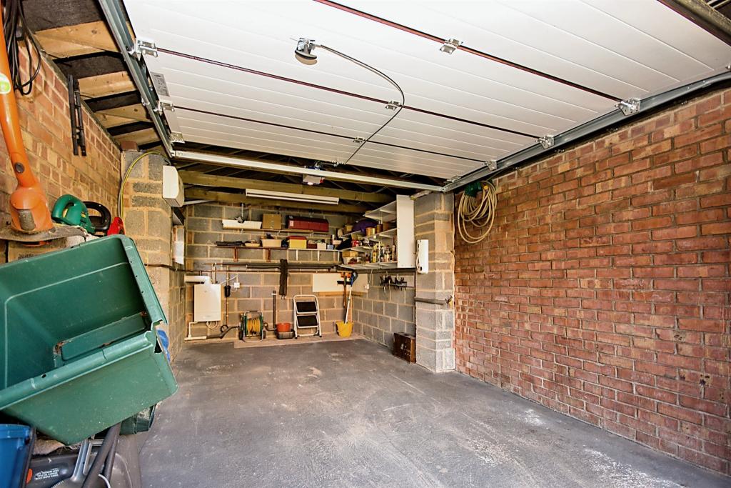 3 bedroom detached bungalow for sale in Coombesend Road, Kingsteignton