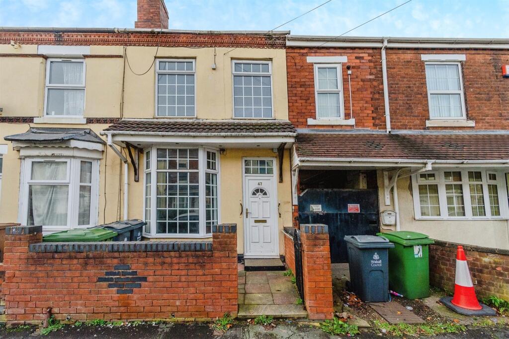 4 bedroom terraced house for sale in Pargeter Street, Walsall, WS2