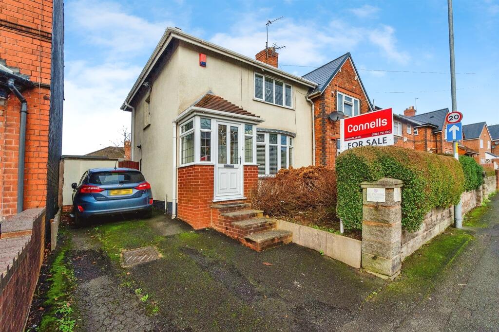 3 bedroom end of terrace house for sale in West Bromwich Road, Walsall, WS1