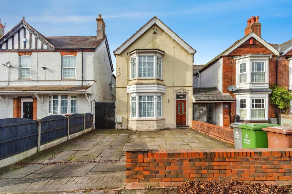 3 bedroom detached house for sale in Lichfield Road, Rushall, Walsall, WS4