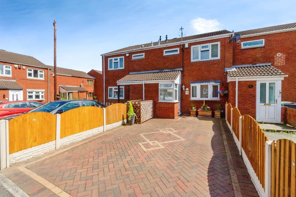 Main image of property: Star Close, Walsall