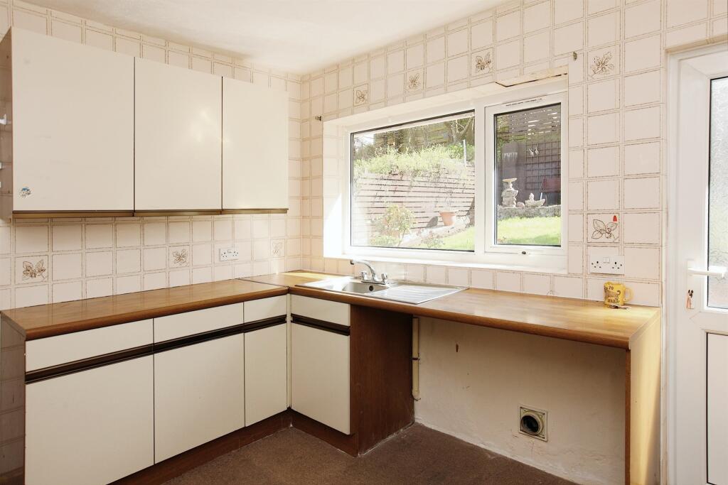 3 bedroom bungalow for sale in Clifton Road, Paignton, TQ3