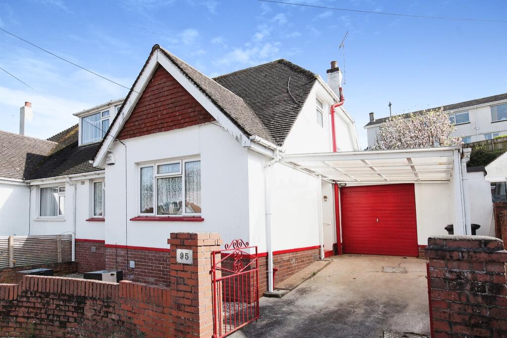 3 bedroom bungalow for sale in Clifton Road, Paignton, TQ3