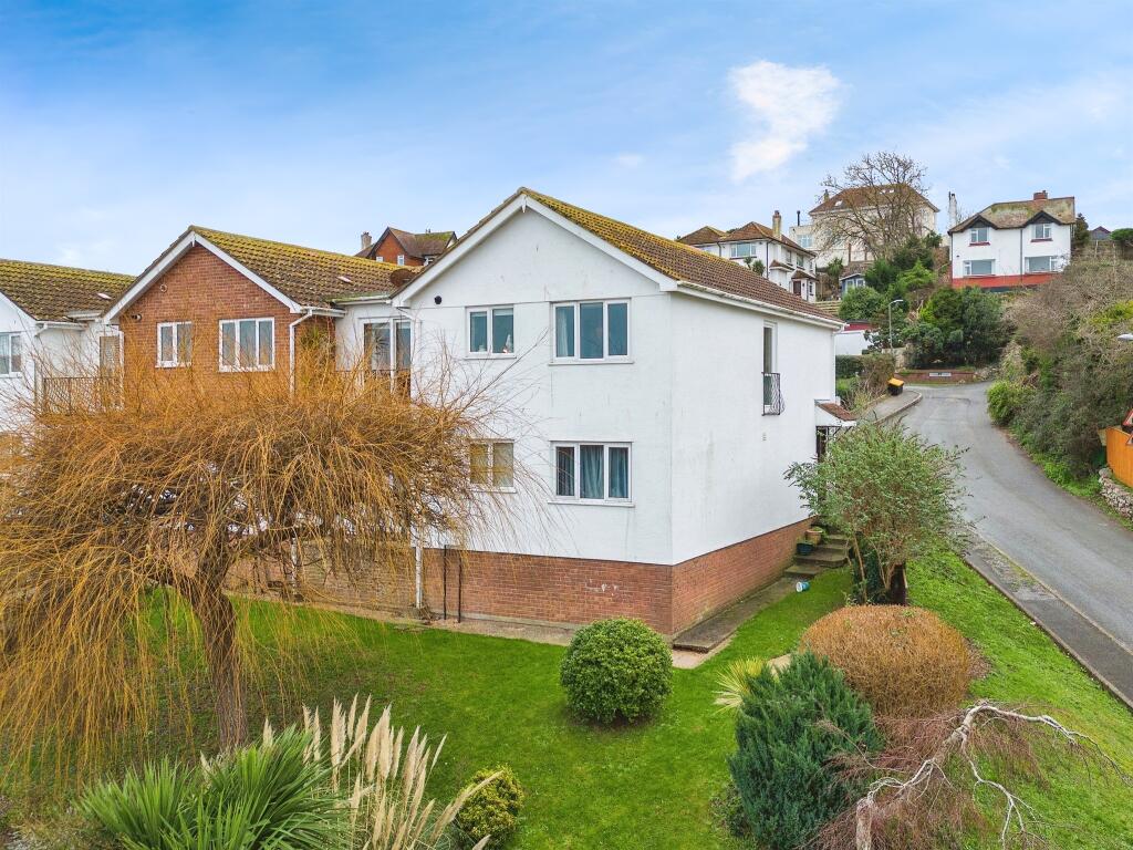 2 bedroom apartment for sale in Hookhills Road, Paignton, TQ4