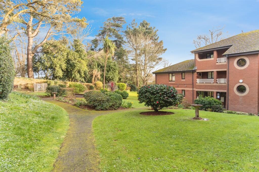 Main image of property: Oldway Road, PAIGNTON