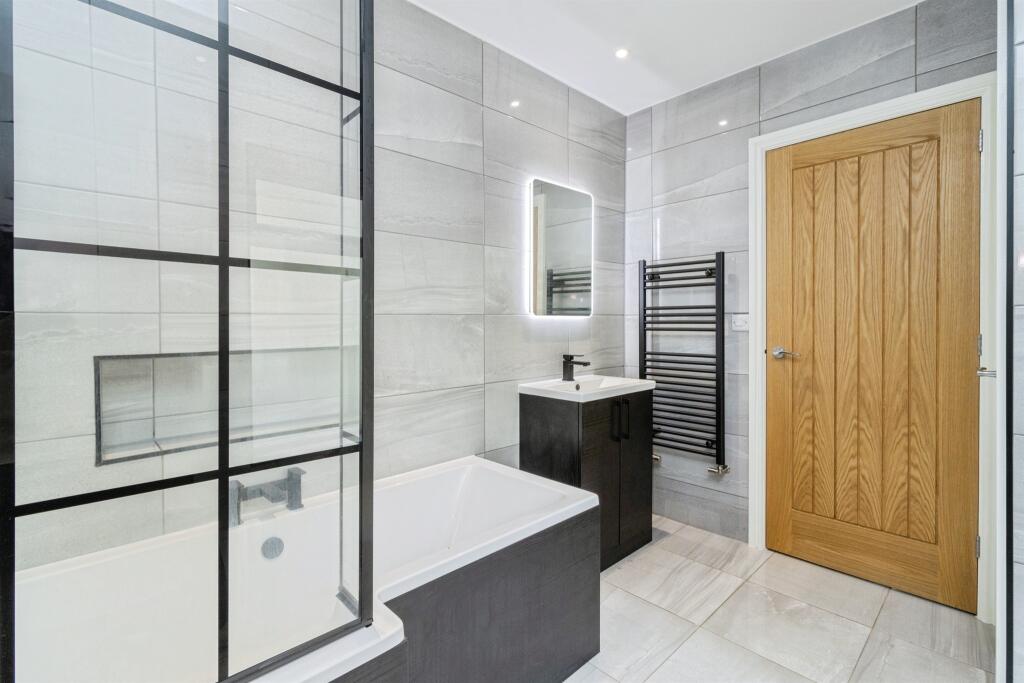 3 bedroom terraced house